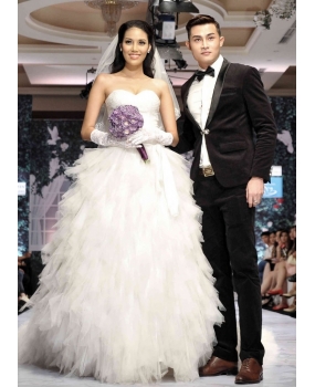 THIEN THAN COLLECTION 16