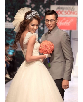 THIEN THAN COLLECTION 17